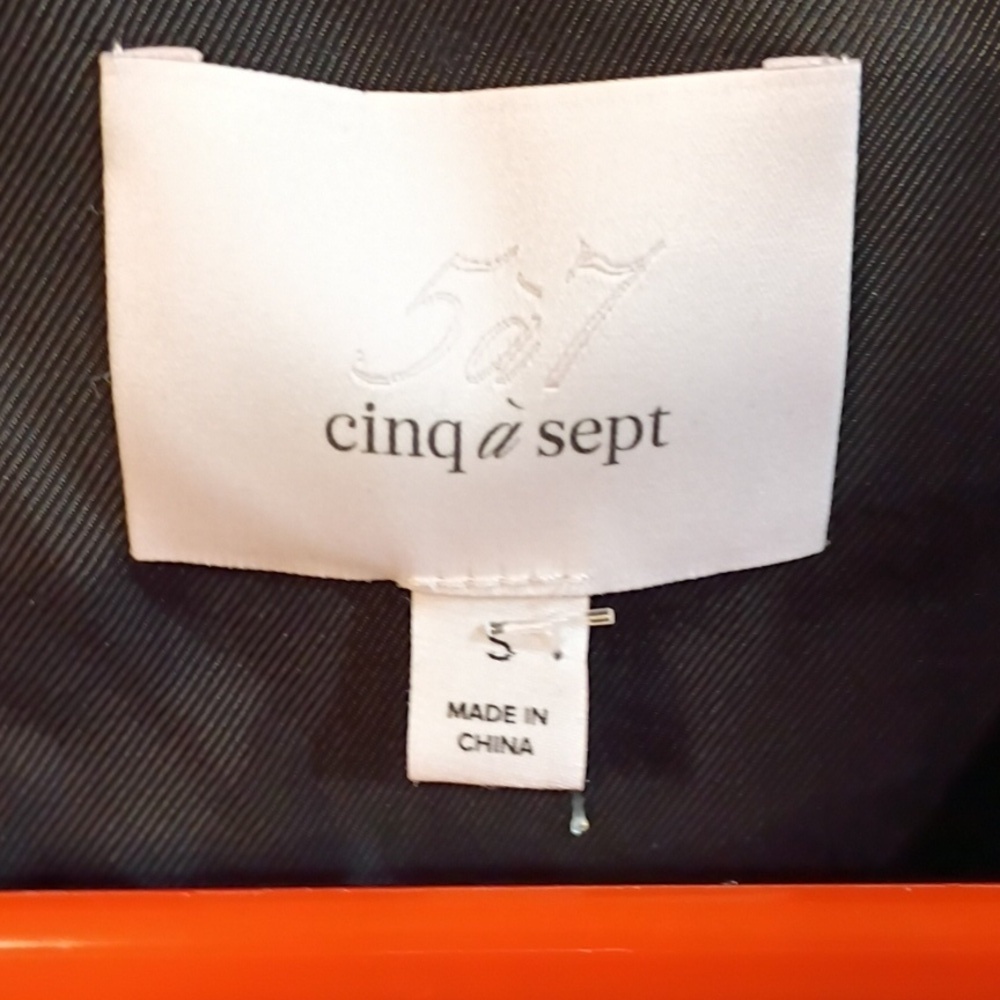 Cinq à Sept Kiera Black Satin Blazer - Picture 4 of 8